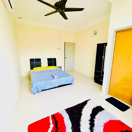 D Corner Islam Homestay Kuala Kangsar Exterior photo