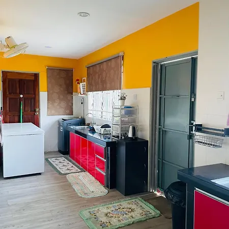 D Corner Islam Homestay Kuala Kangsar Exterior photo